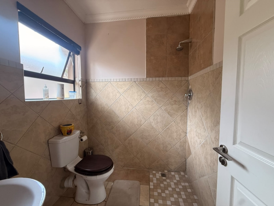 3 Bedroom Property for Sale in Safari Gardens North West